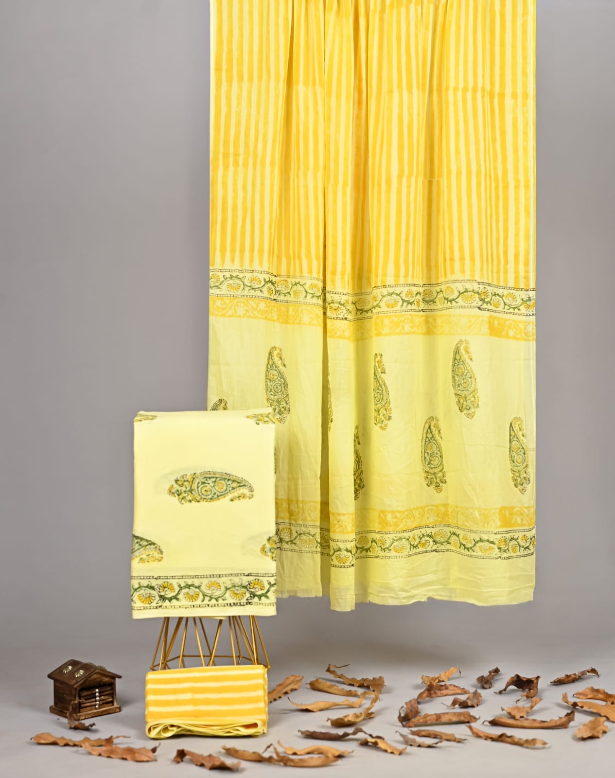 Cream Garden Motif Cotton Suit