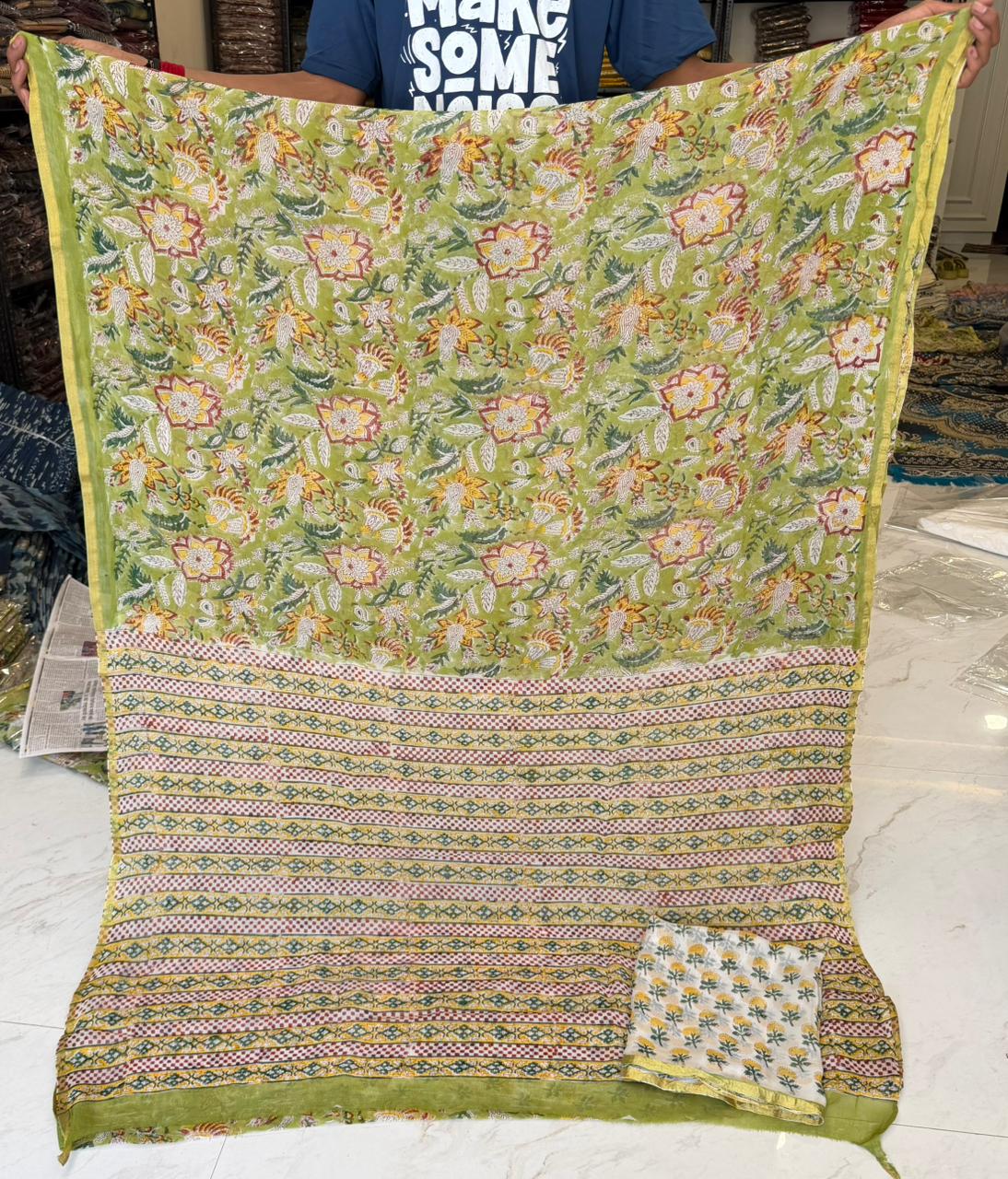 Floral Sanganeri Double Diamond Chiffon Saree