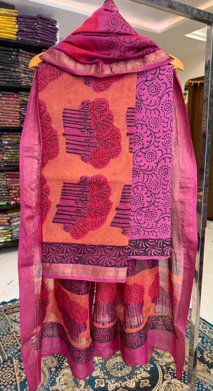 Pure Maheshwari Silk Suit Handcrafted Pomegranate Dye Border