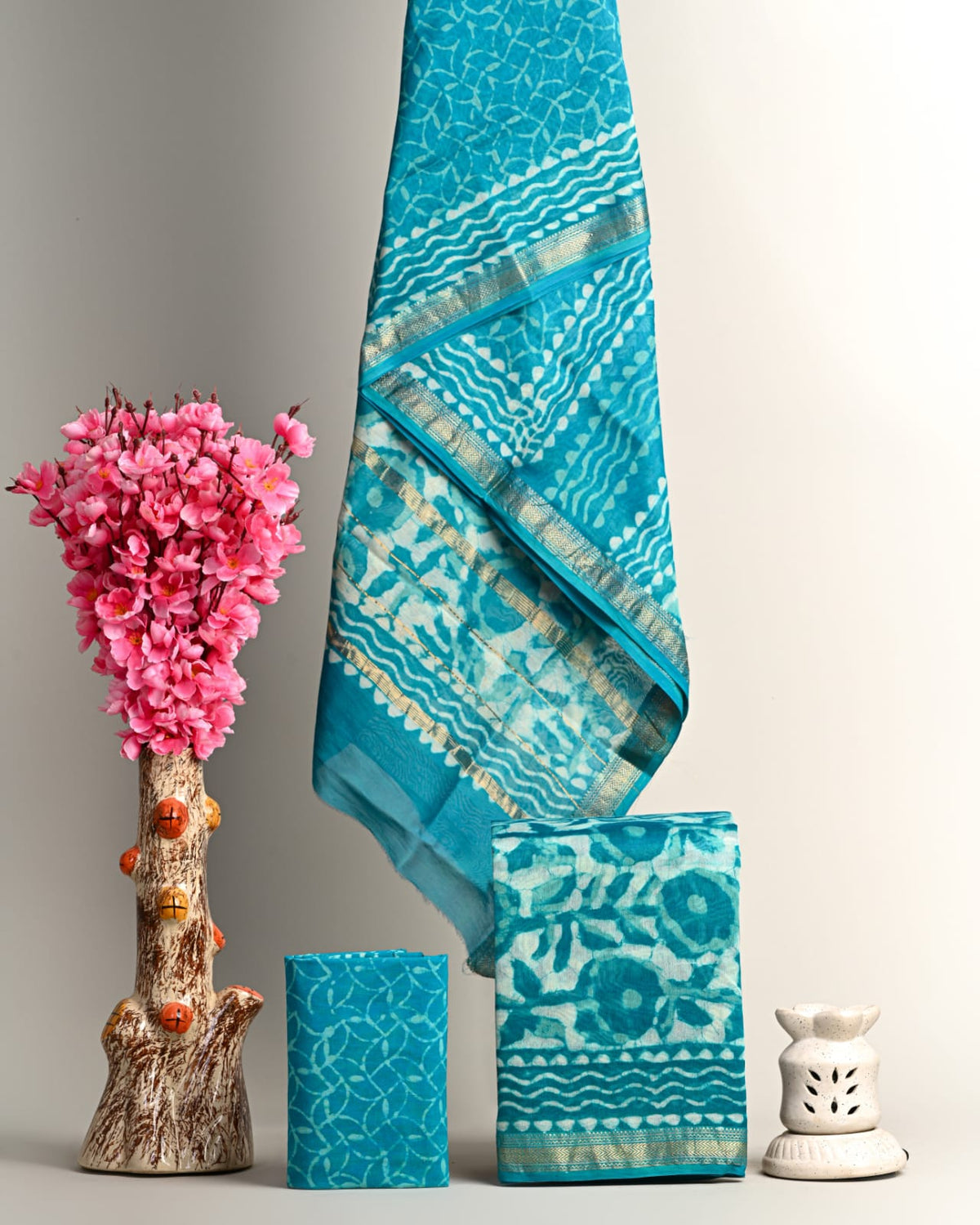 Regal Dabu Artisan Maheshwari Silk Suit