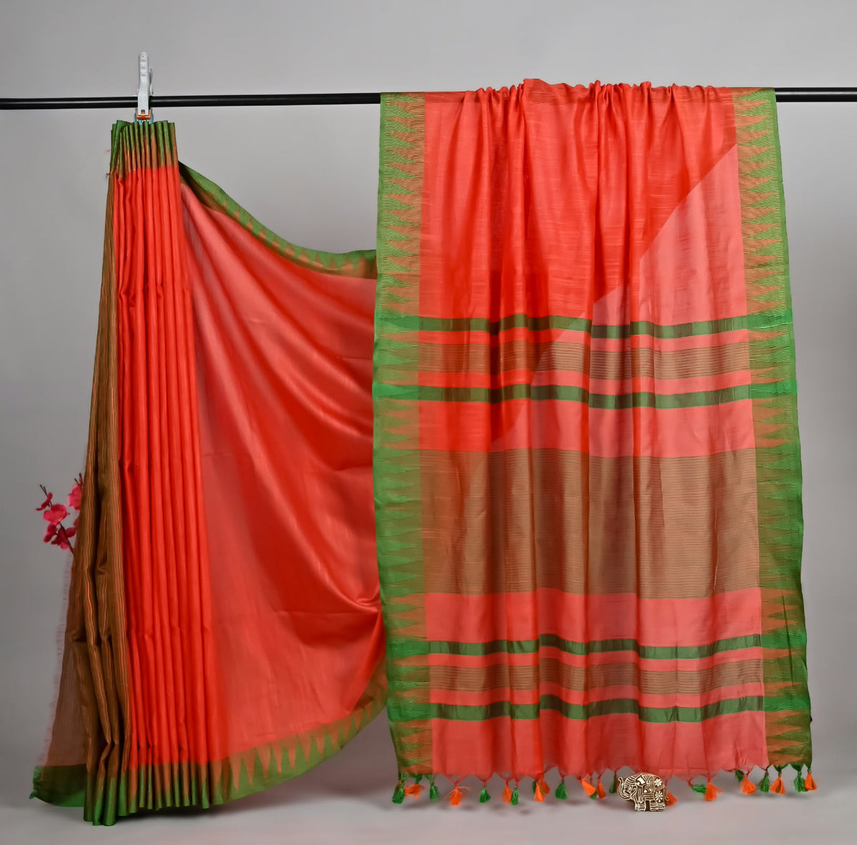 Artistic Temple Border Linen Saree