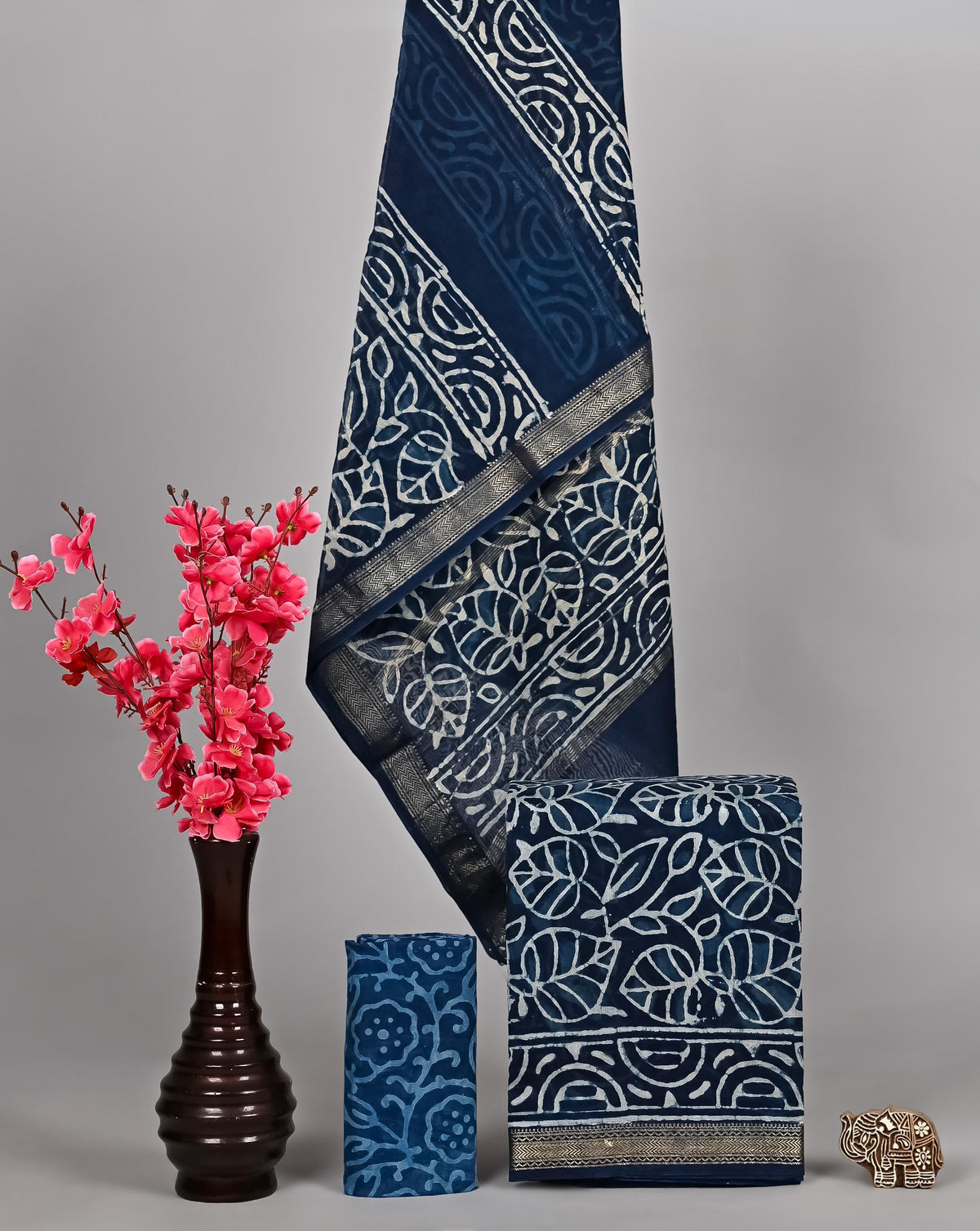 Elegant Dabu Print Pure Maheshwari Silk Suit