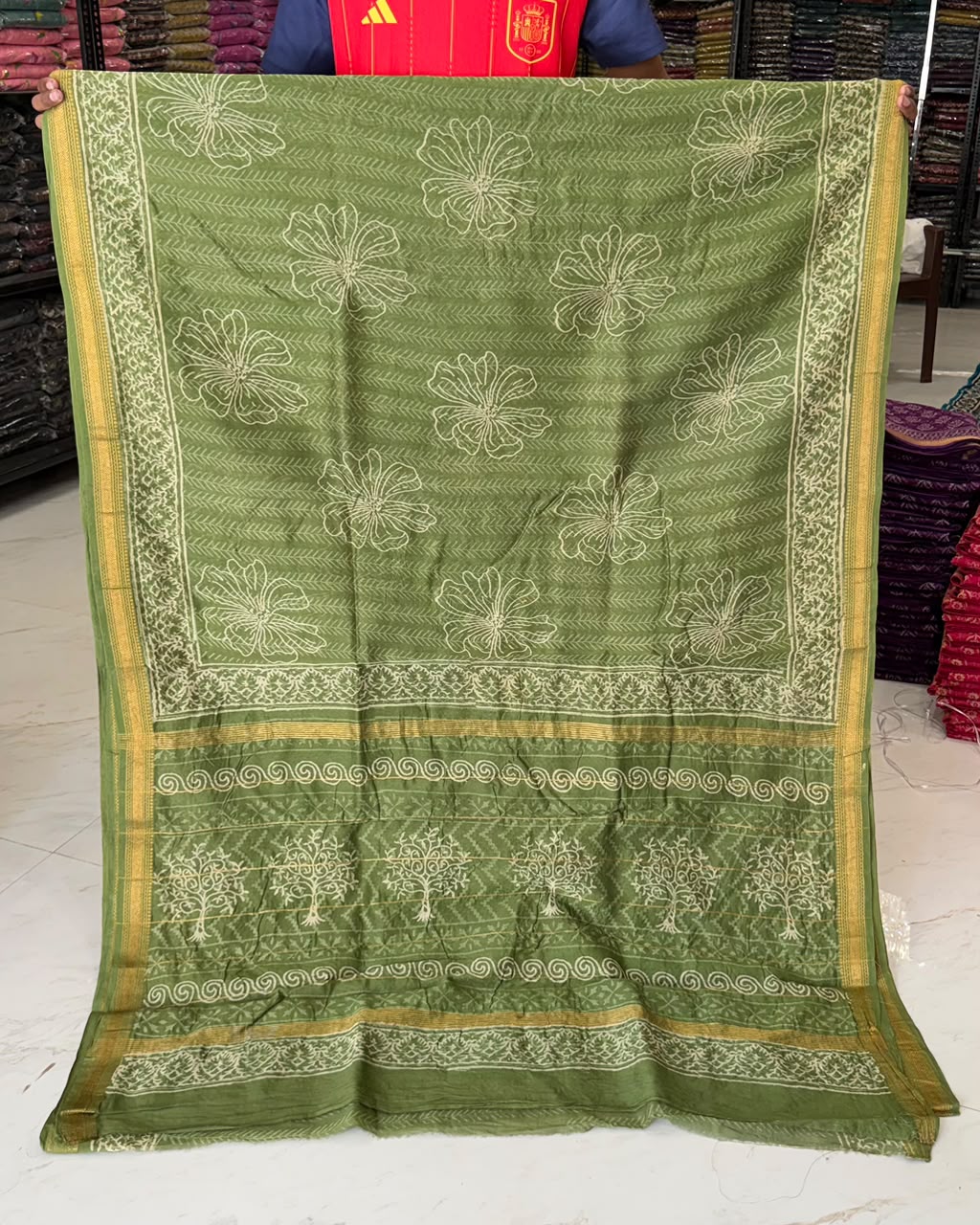 Bespoke Double Discharge Maheshwari Silk Saree
