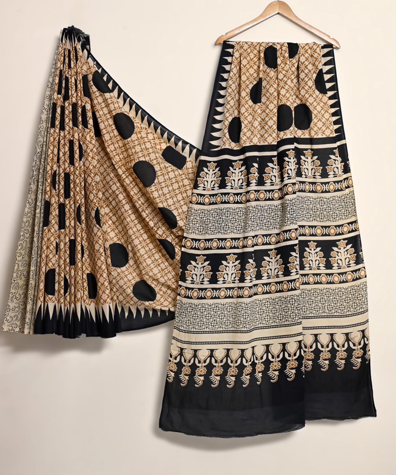 Pure Cotton Handblock Print Saree Buta Elegance
