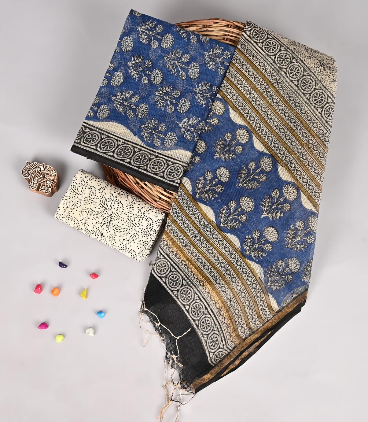 Elegant Bagru Printed Kota Doria Attire