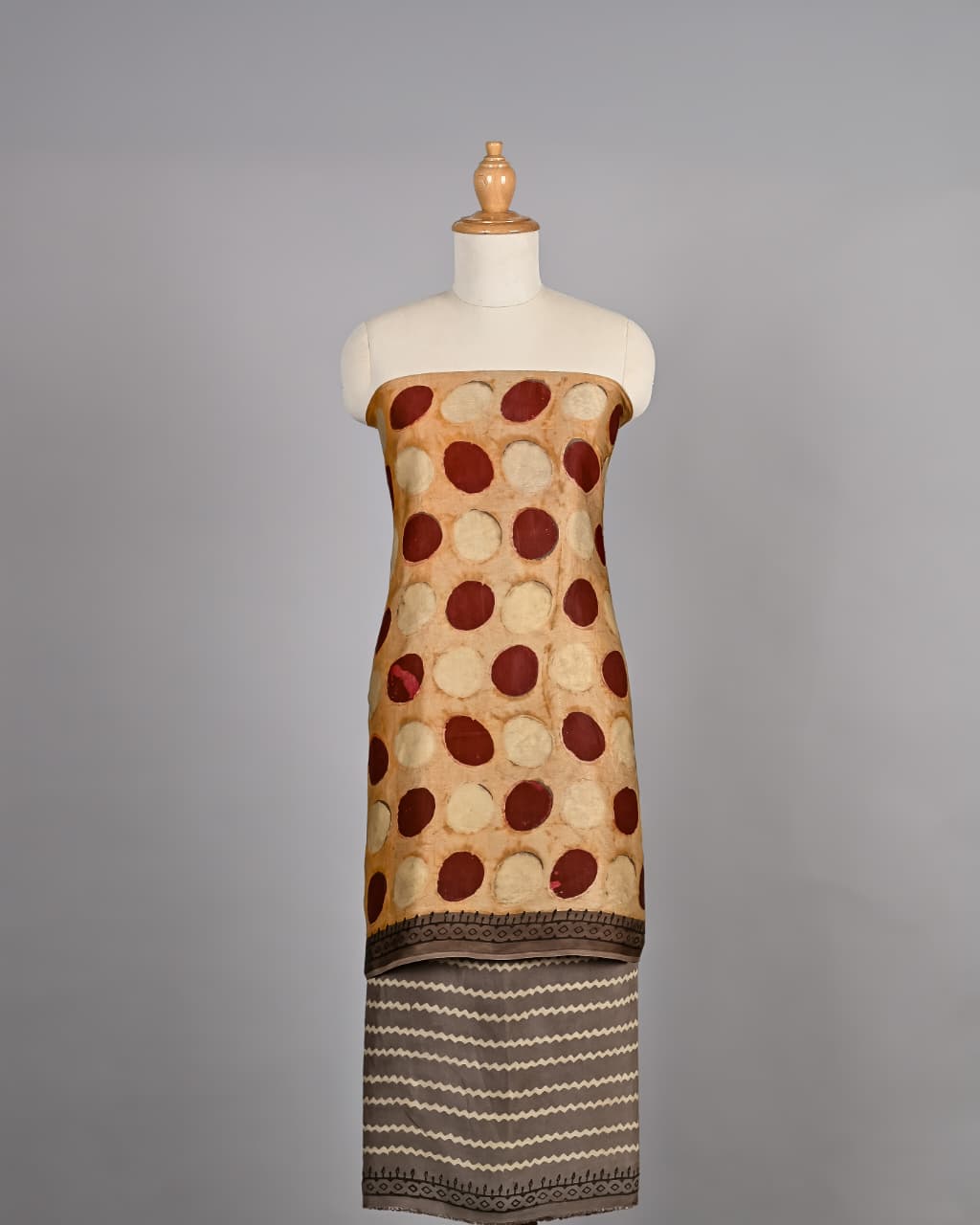 Authentic Vanaspati Ajrakh Modal Attire