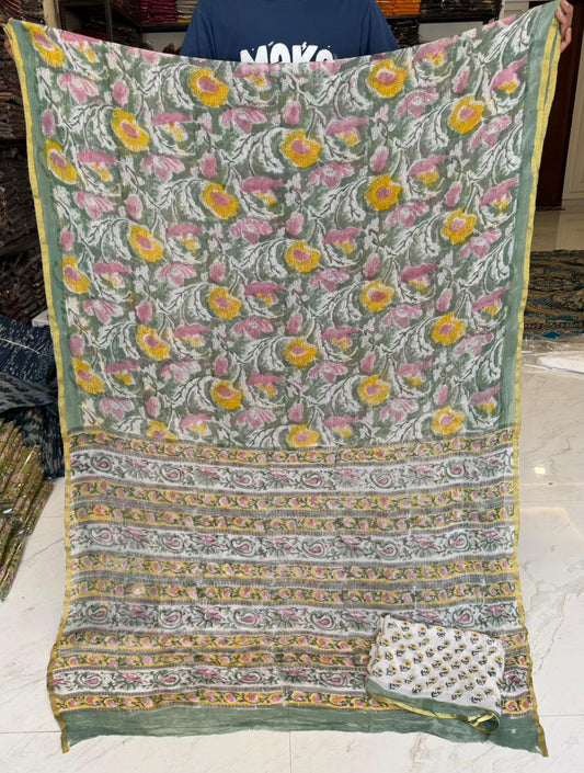 Vintage Double Diamond Printed Saree