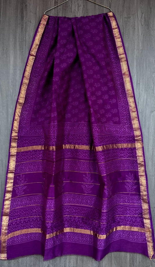 Pure Maheshwari Silk Saree Heritage Discharge Border Design