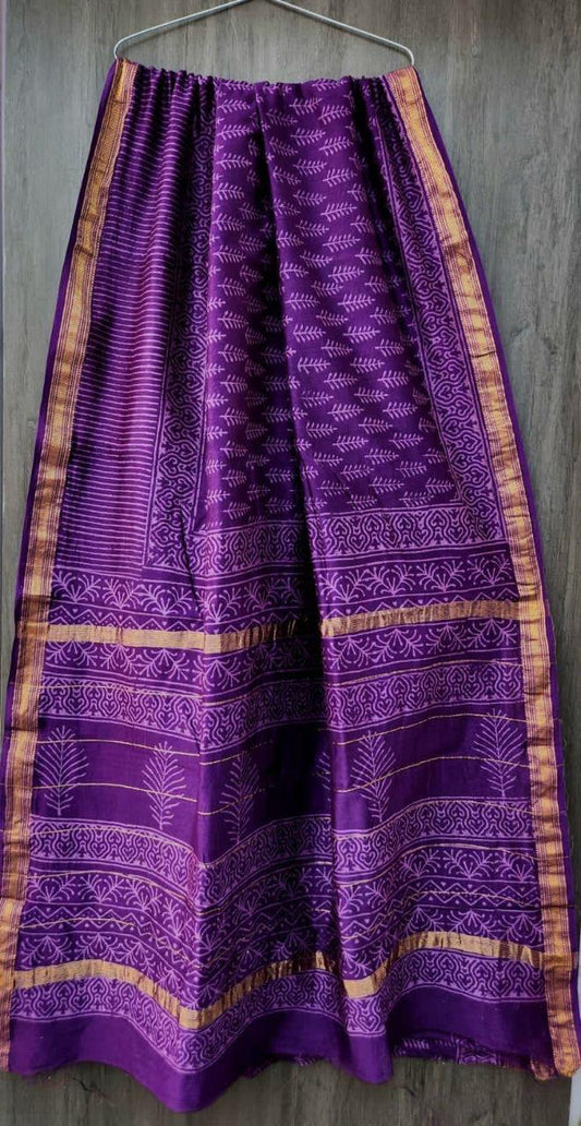 Pure Maheshwari Silk Saree Artisan Discharge Floral Trail