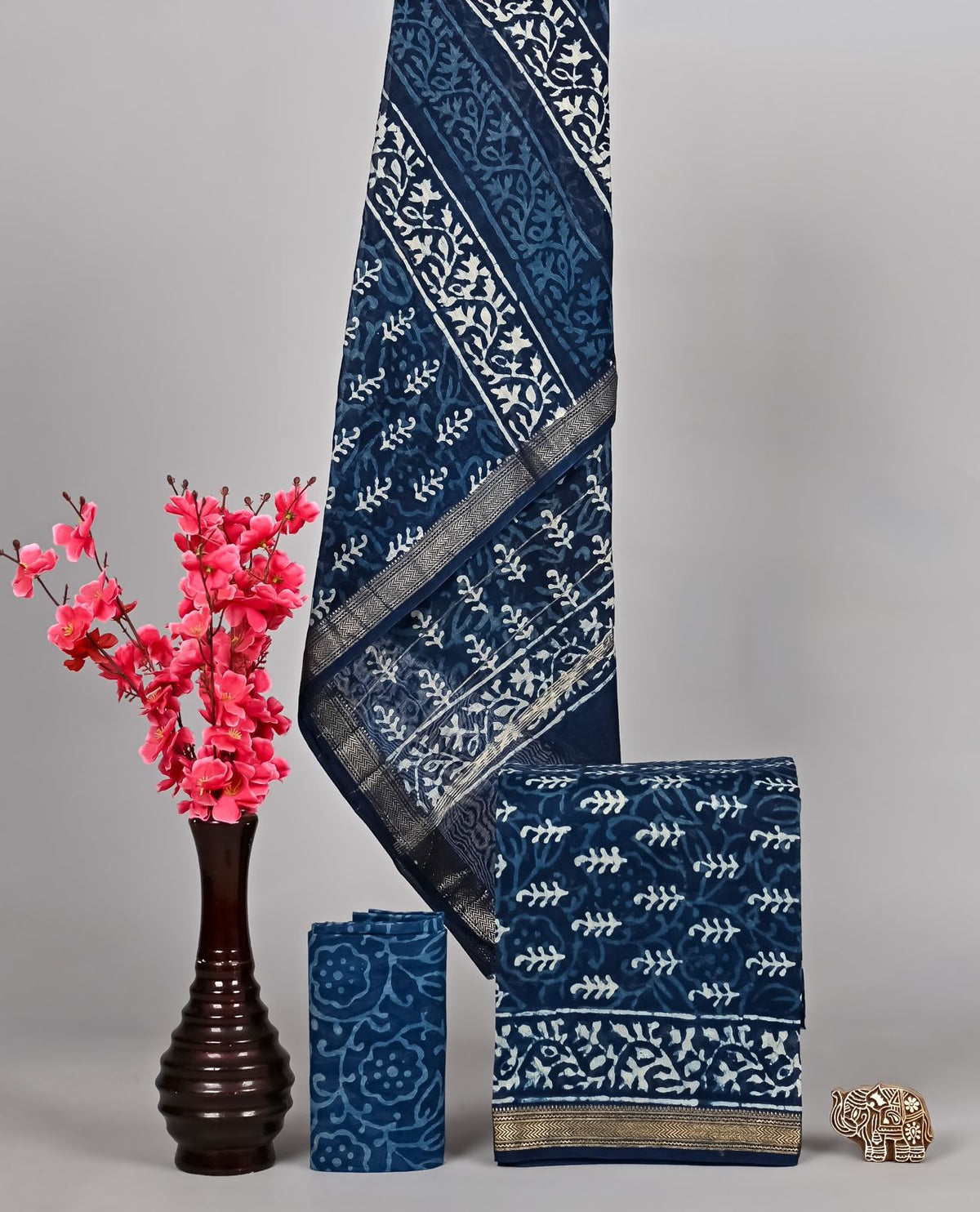 Regal Dabu Crafted Maheshwari Silk Suit
