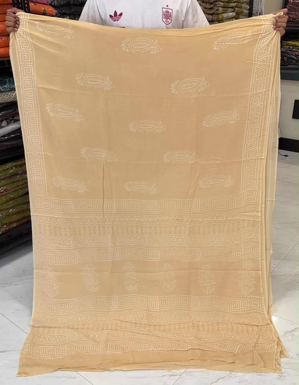 Pure Georgette Saree Classic Discharge Handcrafted Motif